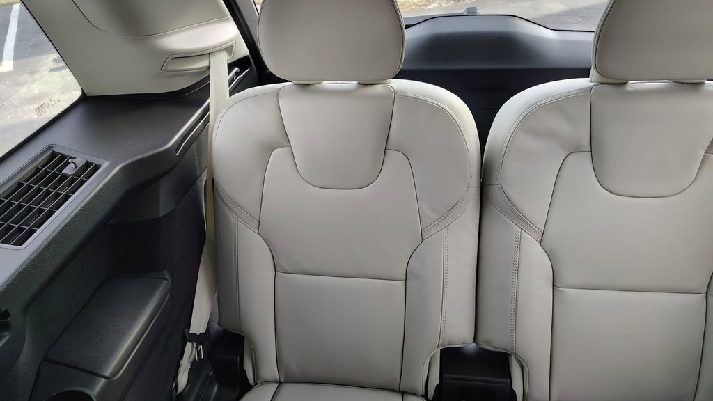 New 2026 Volvo XC90 T8 Ultra image 31