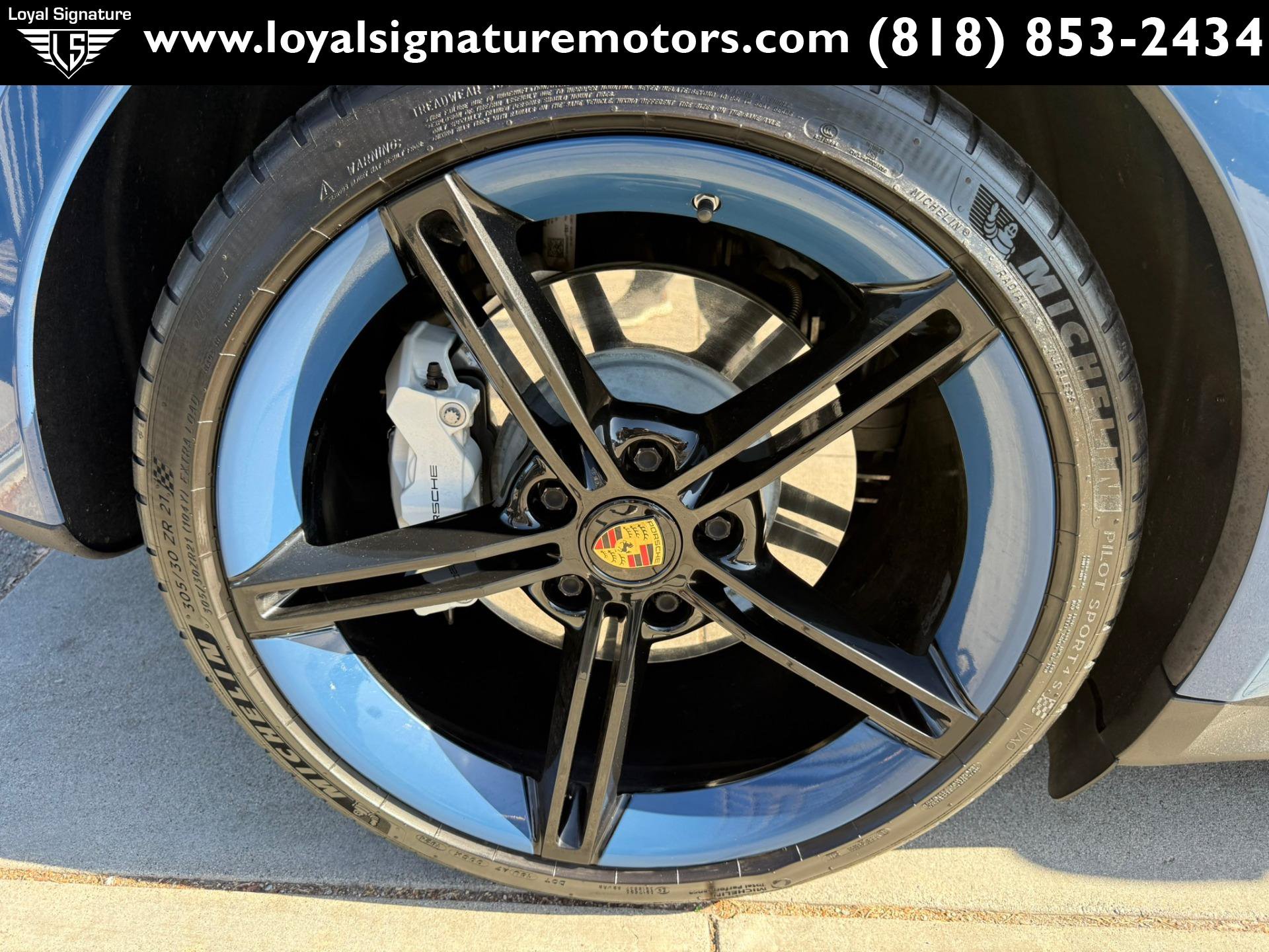 Used 2022 Porsche Taycan RWD image 12