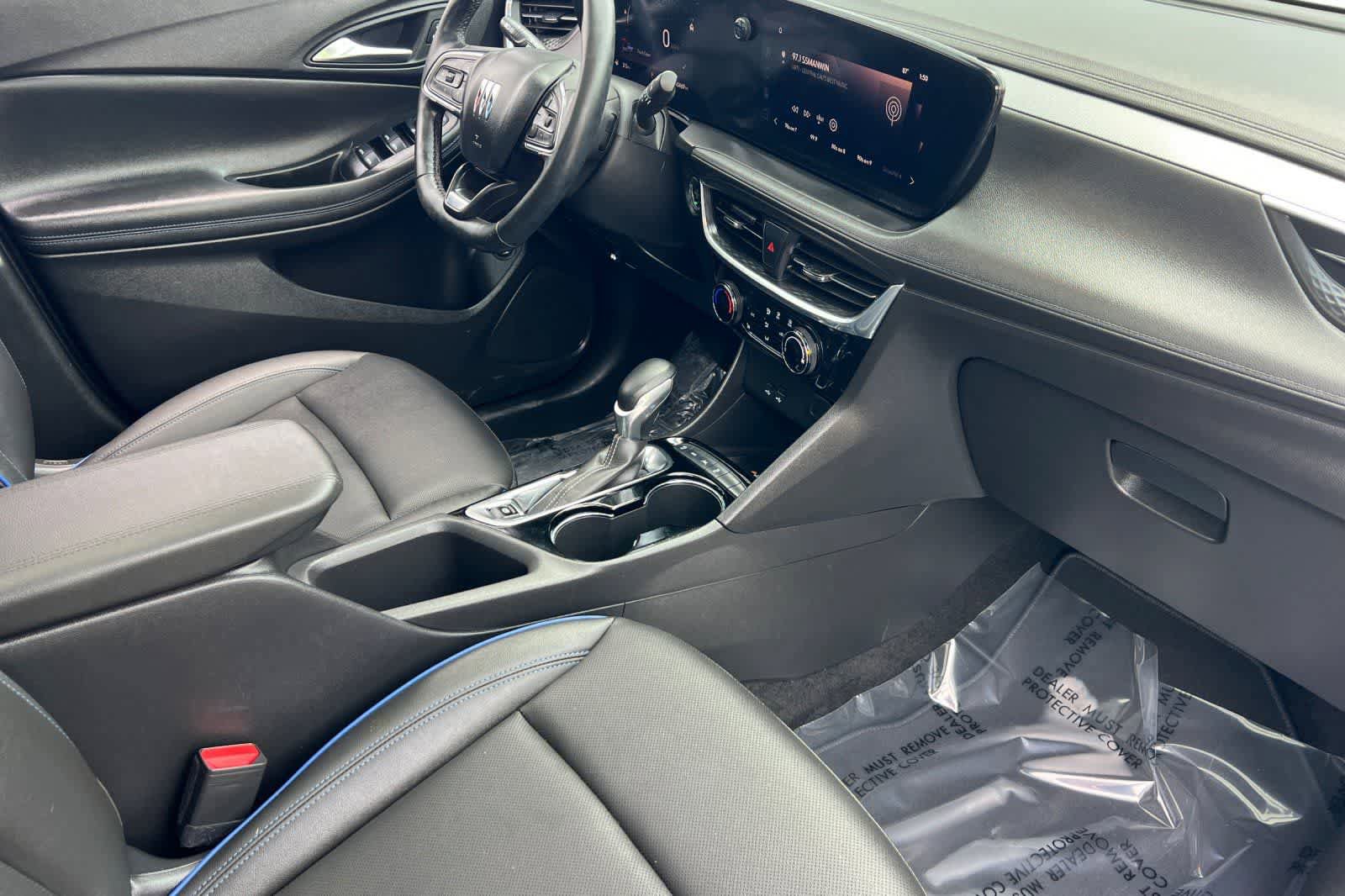 Used 2025 Buick Encore GX Sport Touring w/ Experience Buick Package image 18