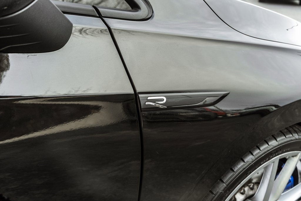 Used 2024 Volkswagen Golf R image 4