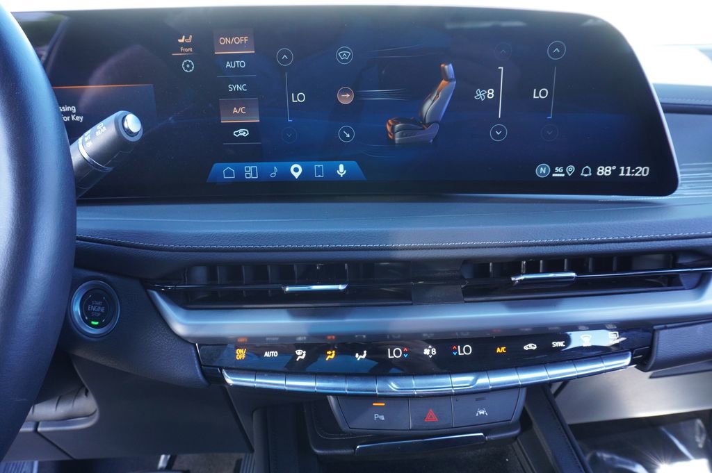 Certified 2025 Cadillac XT4 Premium Luxury image 19