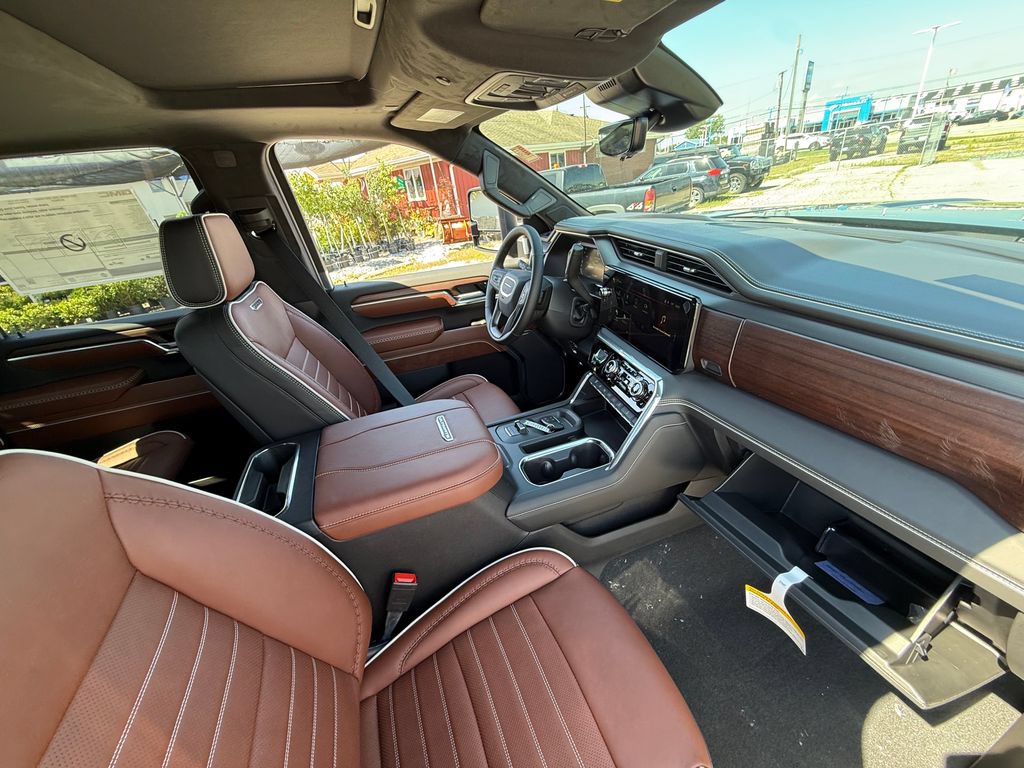 New 2026 GMC Sierra 2500 Denali Ultimate AWD/4WD image 18