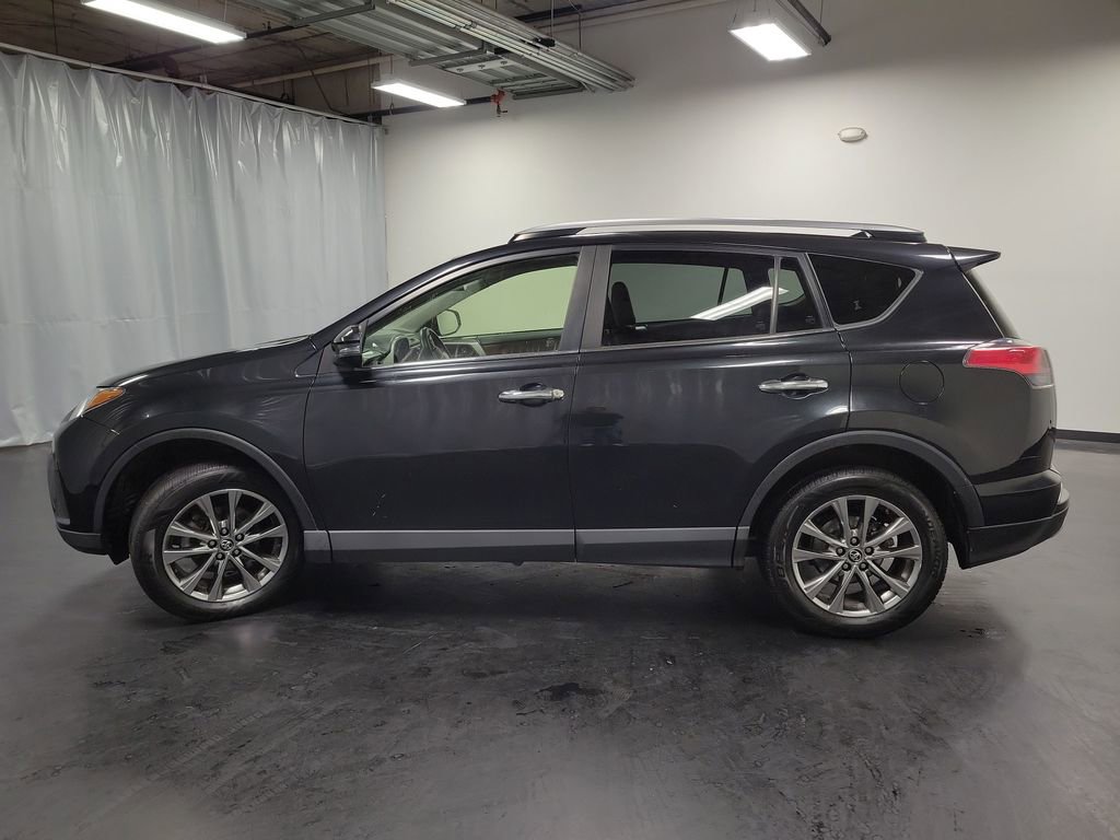 Used 2017 Toyota RAV4 Limited image 5