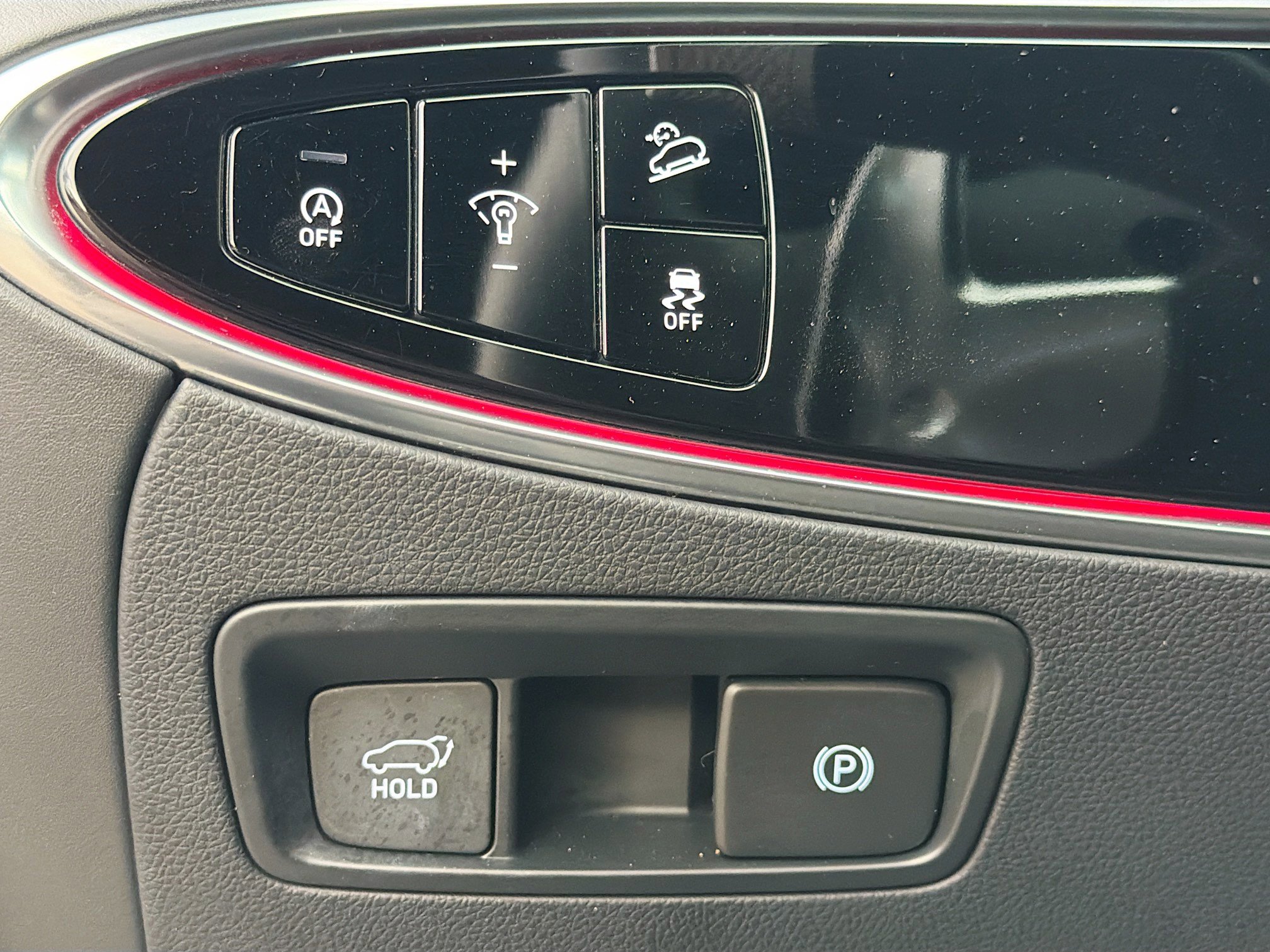 Used 2024 Genesis GV70 2.5T w/ Sport Prestige Package image 36