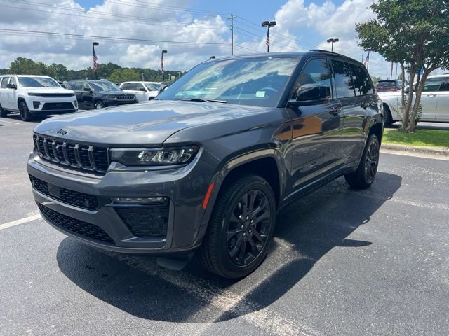 New 2026 Jeep Grand Cherokee Limited AWD/4WD image 4