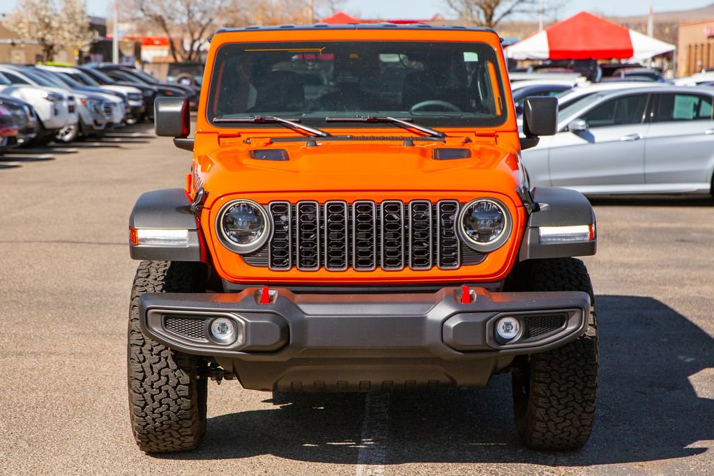 Used 2025 Jeep Wrangler Rubicon w/ Convenience Group image 3