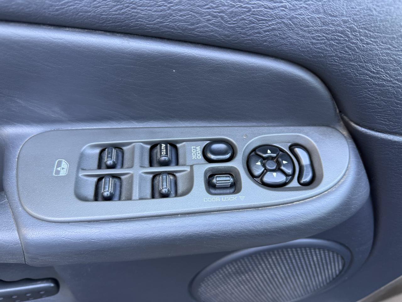 Used 2003 Dodge Ram 2500 Truck SLT AWD/4WD image 23