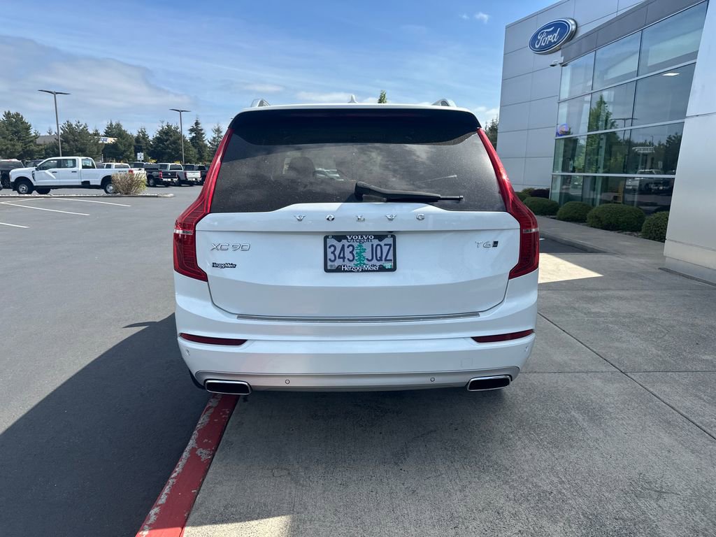 Used 2017 Volvo XC90 T6 Momentum w/ Vision Package AWD/4WD image 3