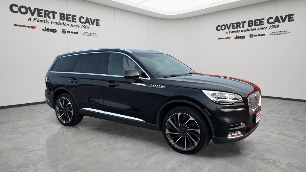Used 2020 Lincoln Aviator Reserve w/ Equipment Group 202A image 12