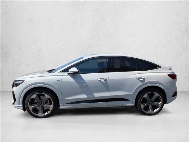 Used 2025 Audi Q4 e-tron Premium Plus w/ Premium Plus AWD/4WD image 8
