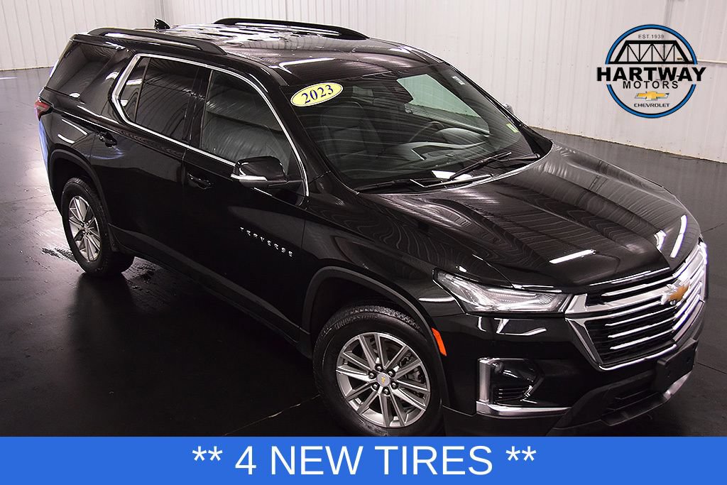 Used 2023 Chevrolet Traverse LT AWD/4WD image 9