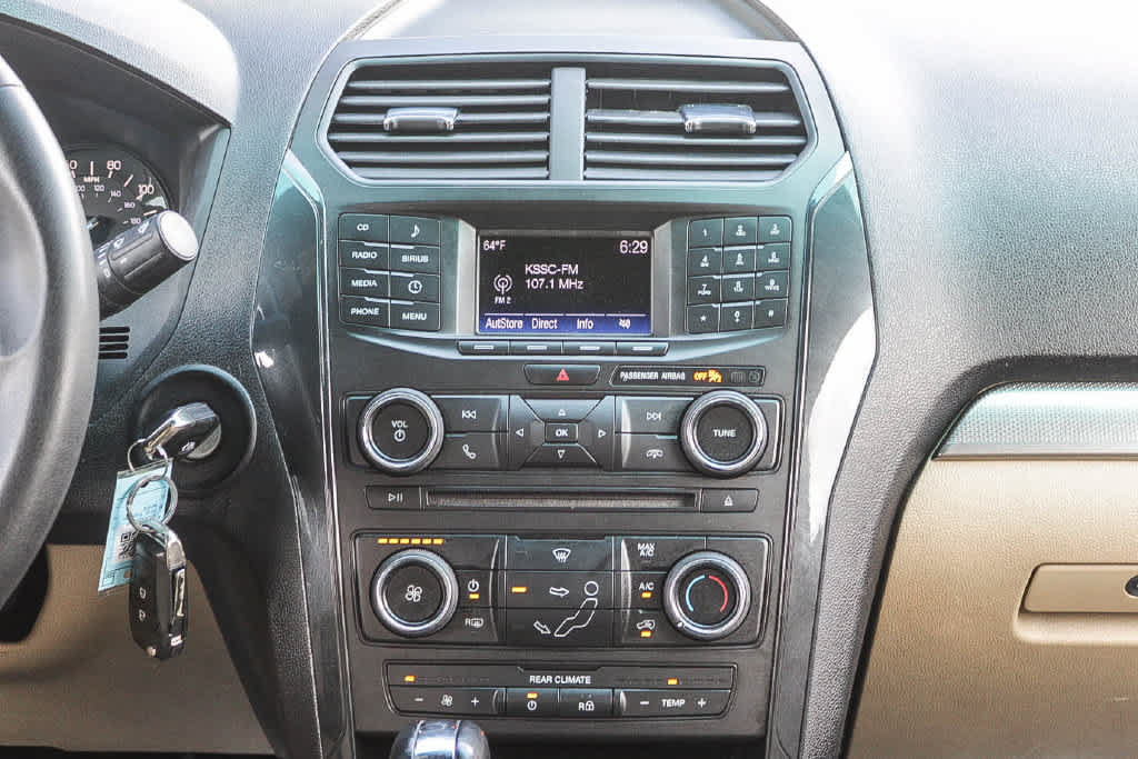 Used 2016 Ford Explorer FWD image 13