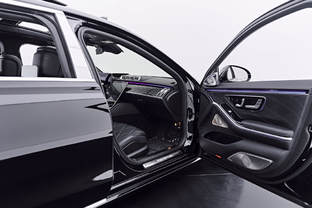 Used 2022 Mercedes-Benz Maybach S 580 4MATIC image 32