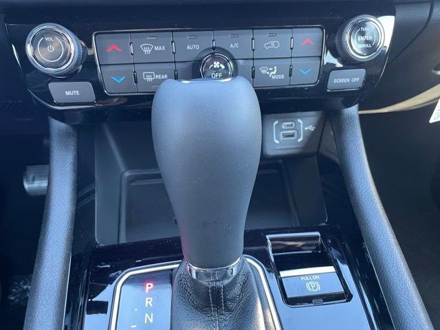 New 2026 Jeep Compass Latitude w/ Quick Order Package 29K AWD/4WD image 15