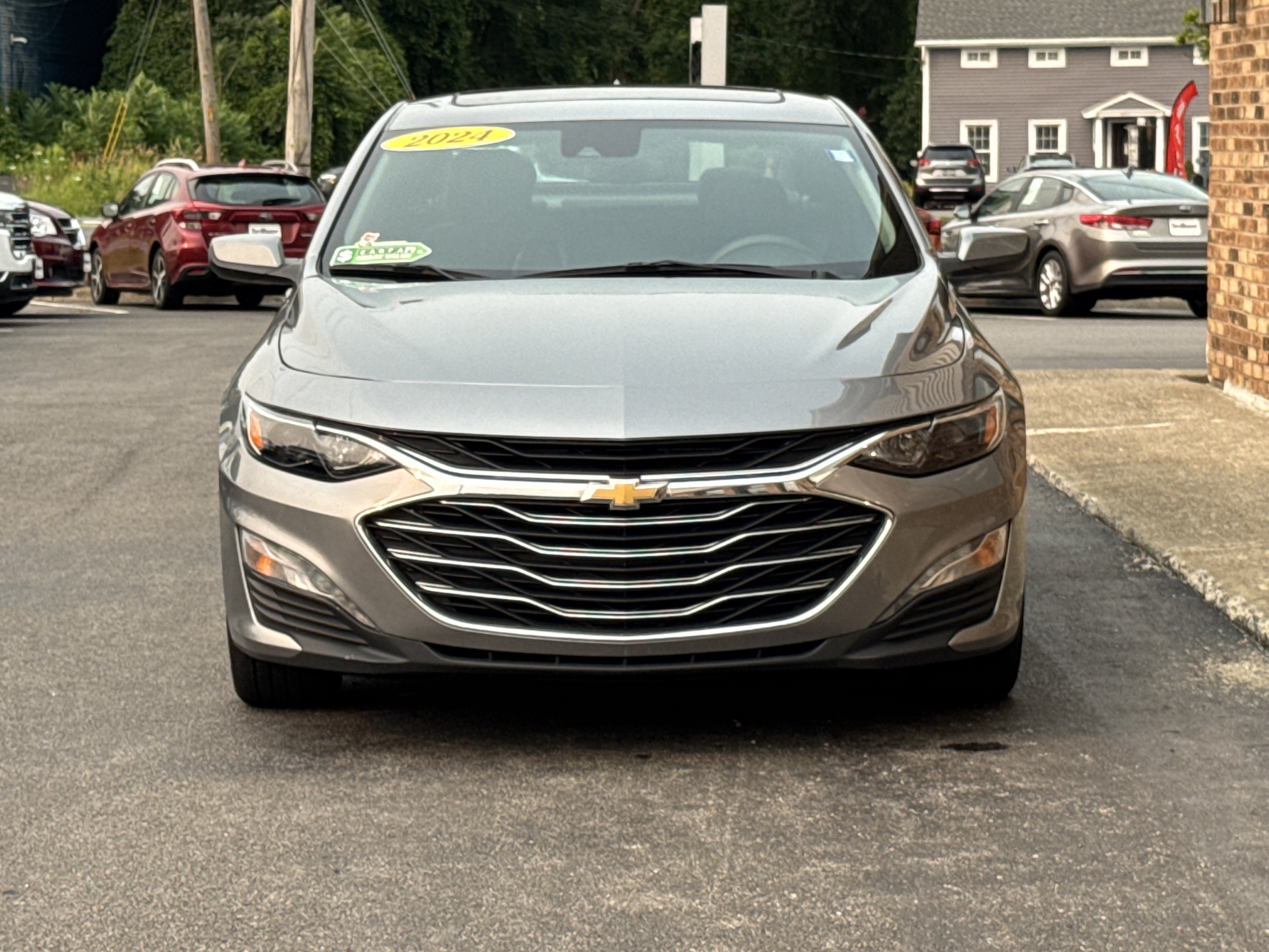 Used 2024 Chevrolet Malibu LT FWD image 8