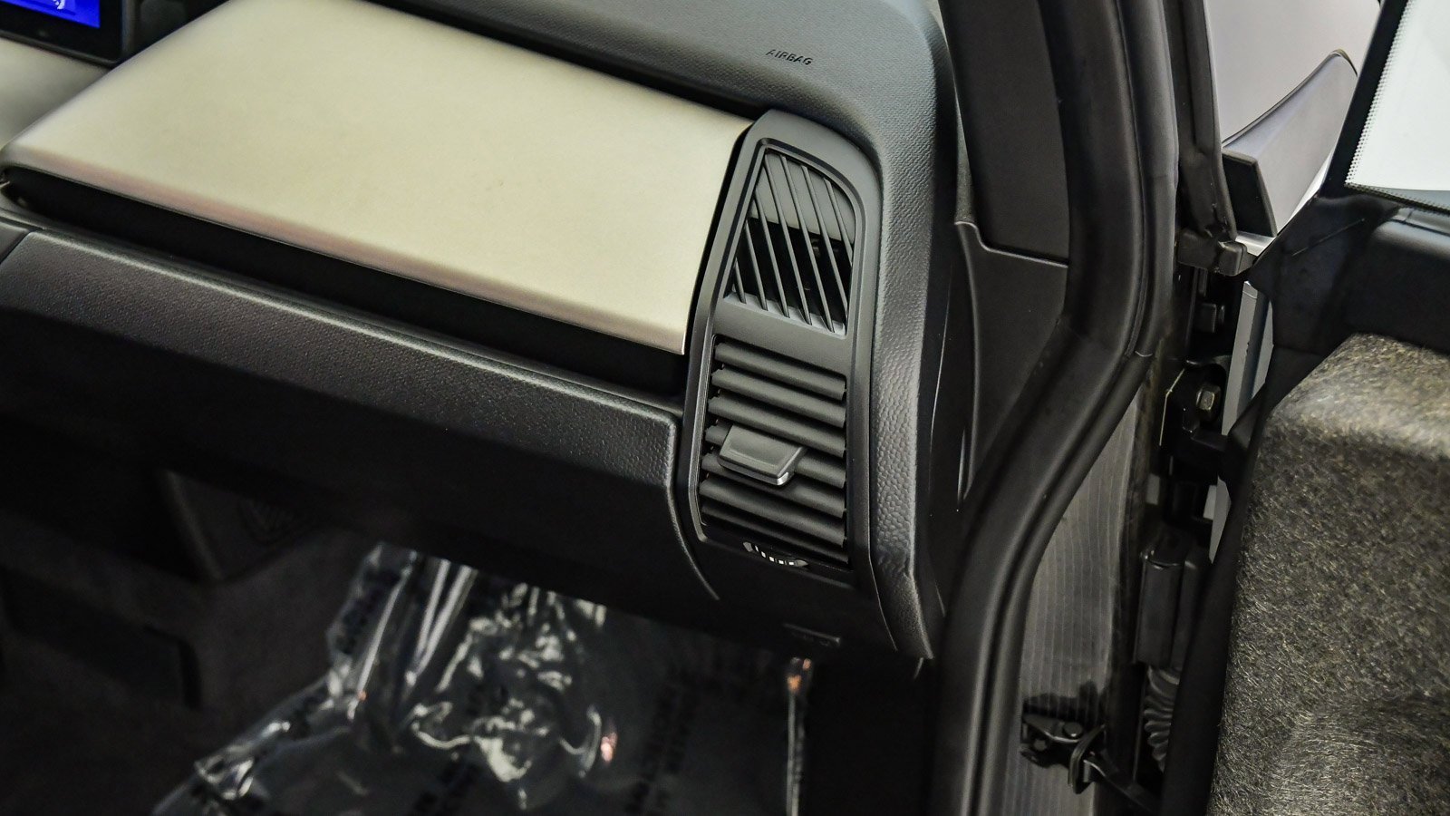 Certified 2021 BMW i3 image 17