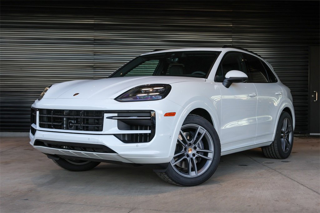 Certified 2025 Porsche Cayenne
