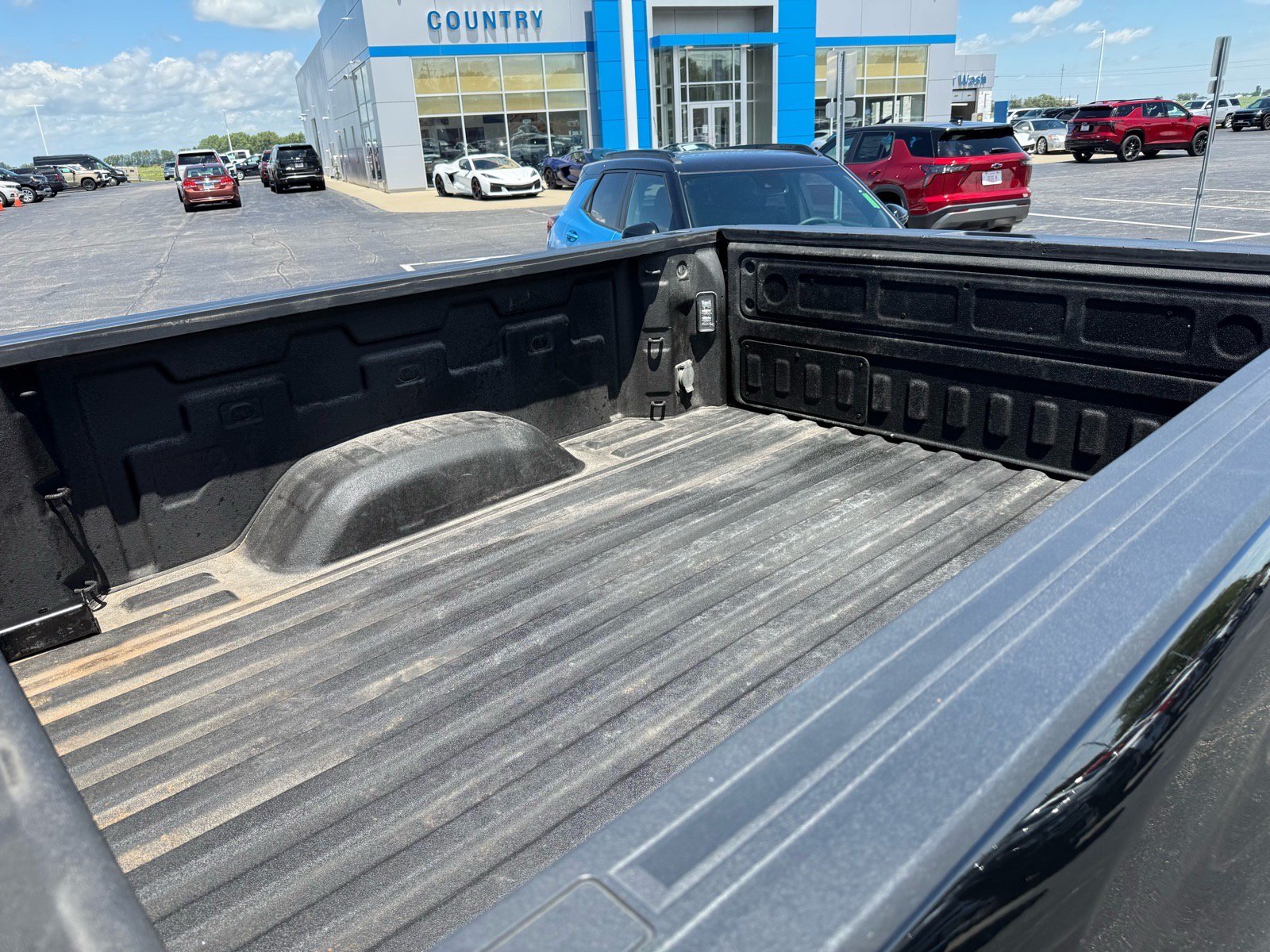 Used 2024 Chevrolet Silverado 3500 LTZ w/ LTZ Plus Package AWD/4WD image 14