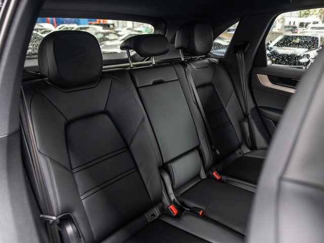 New 2026 Porsche Cayenne E-Hybrid image 49