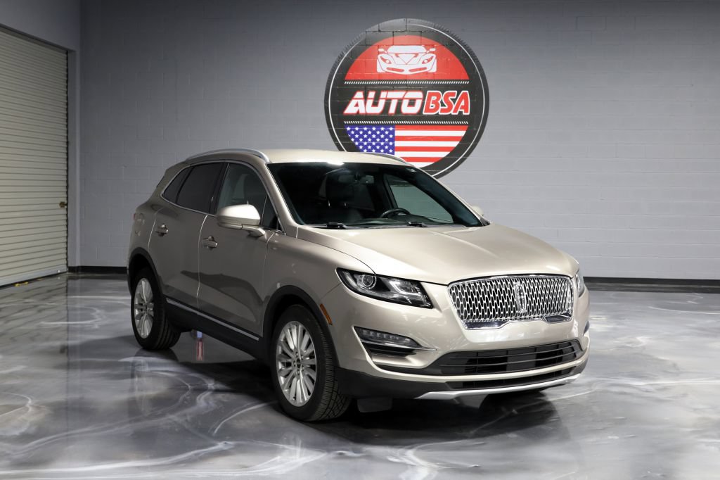 Used 2019 Lincoln MKC Premiere FWD image 1