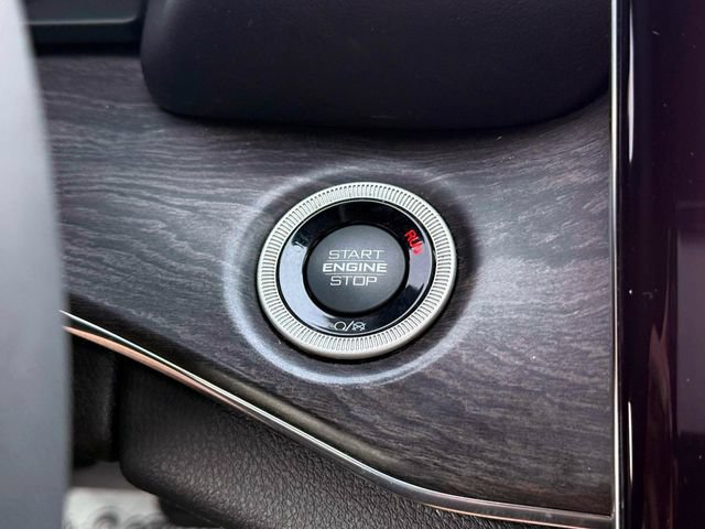 Used 2023 Jeep Grand Cherokee L Overland AWD/4WD image 27