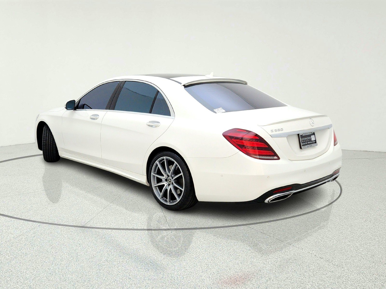 Used 2018 Mercedes-Benz S 560 Sedan image 12