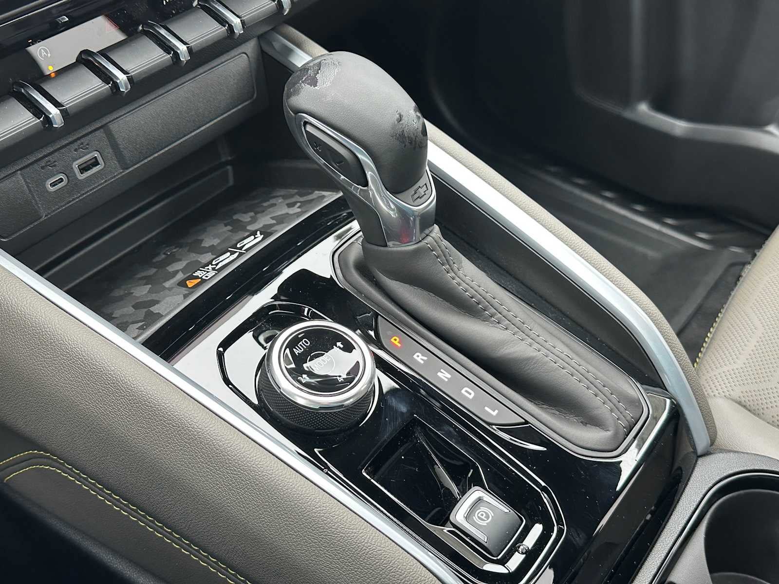 New 2025 Chevrolet Colorado ZR2 w/ ZR2 Bison Edition image 36
