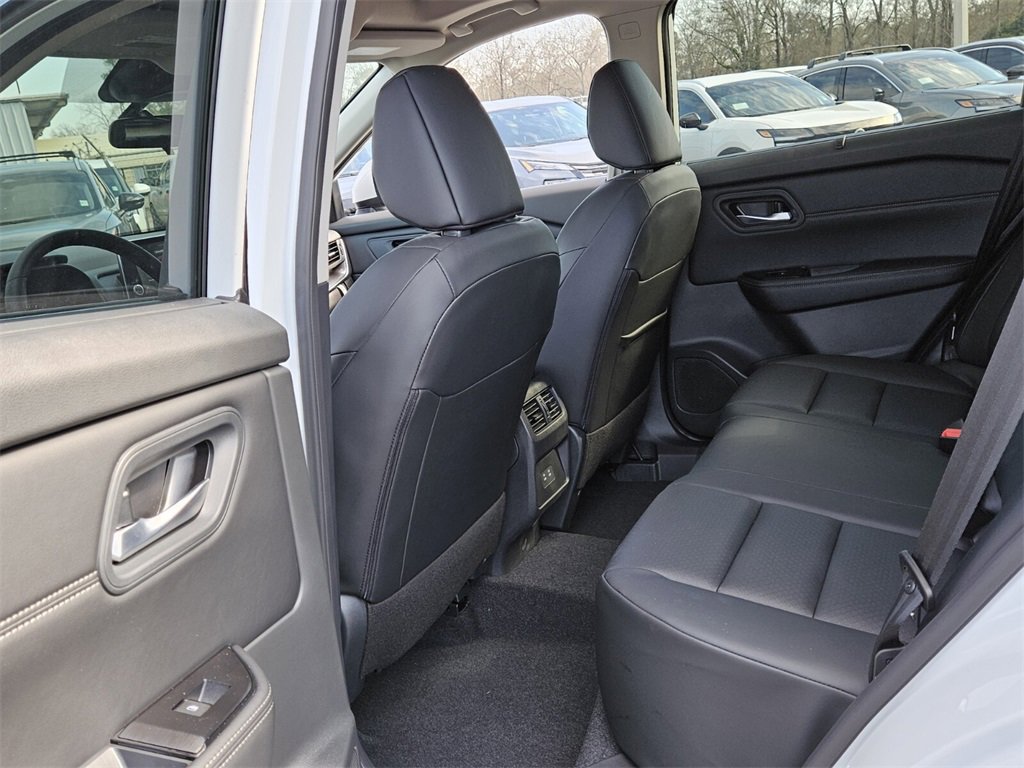 New 2026 Nissan Rogue SV w/ SV Premium Package image 5