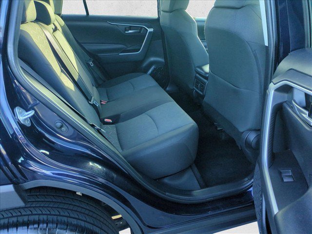 Used 2021 Toyota RAV4 XLE FWD image 19