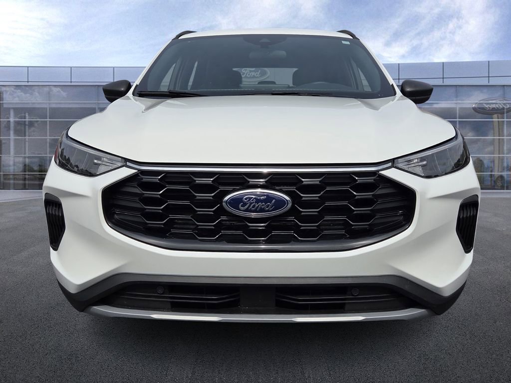 Used 2025 Ford Escape ST-Line w/ Tech Pack #1 image 2
