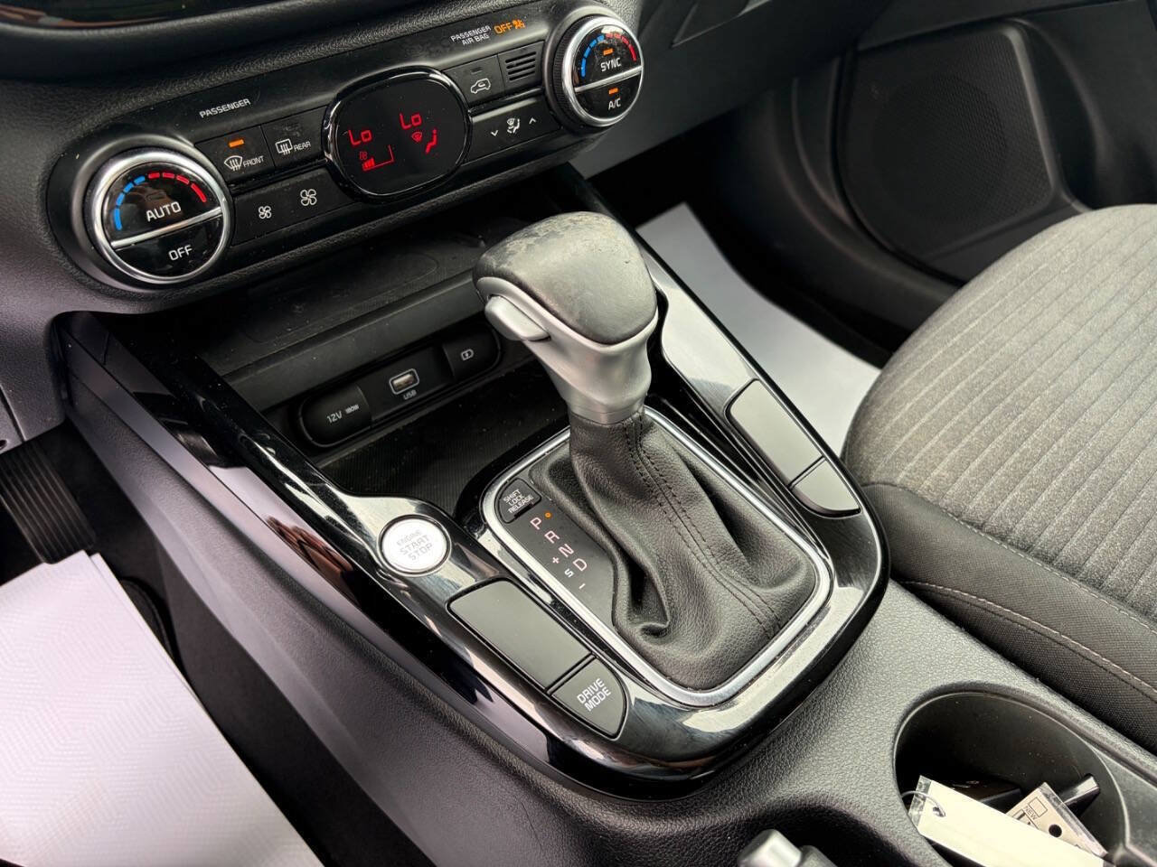 Used 2022 Kia Soul GT-Line FWD image 21