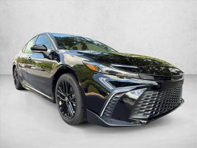 Used 2026 Toyota Camry SE FWD image 1