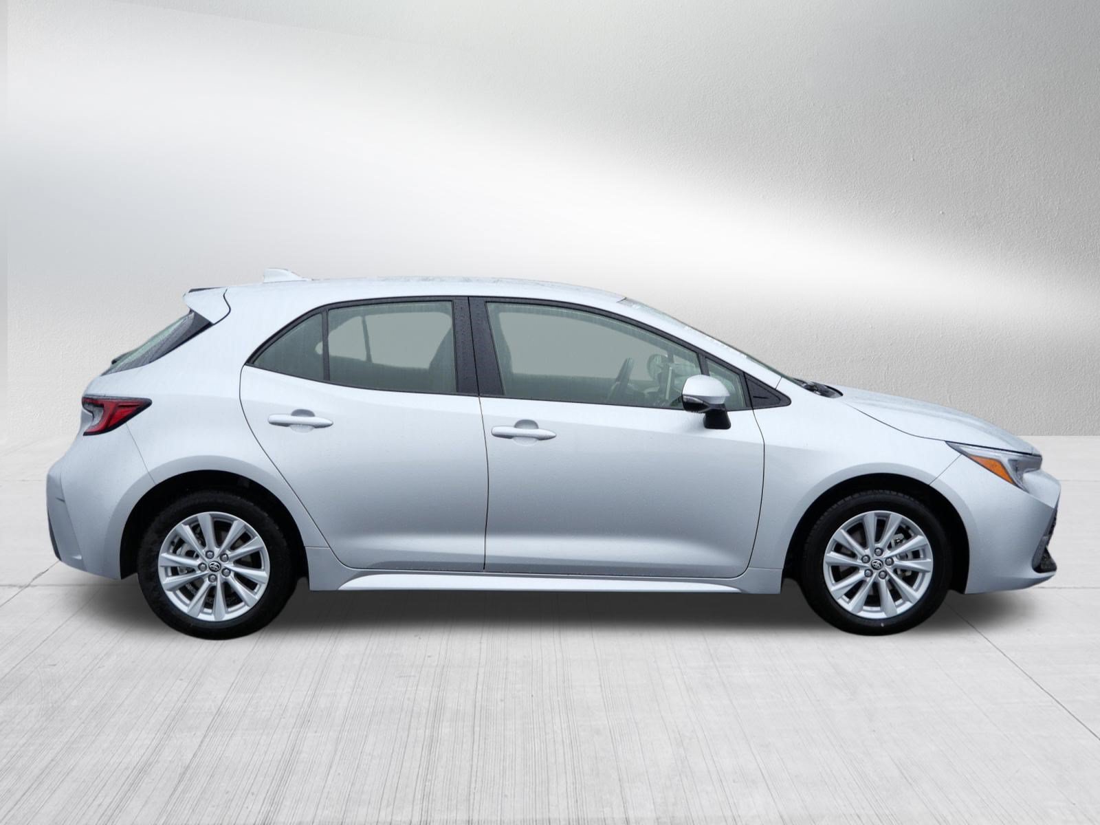 Certified 2025 Toyota Corolla SE FWD image 8