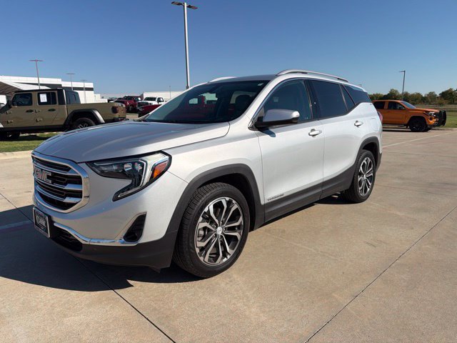 Used 2019 GMC Terrain SLT w/ Preferred Package FWD image 1