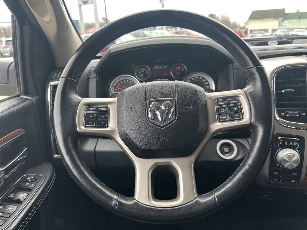 Used 2018 RAM 1500 Laramie w/ Convenience Group AWD/4WD image 21