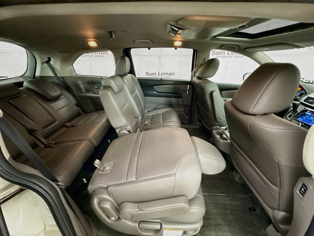 Used 2016 Honda Odyssey Touring Elite image 28