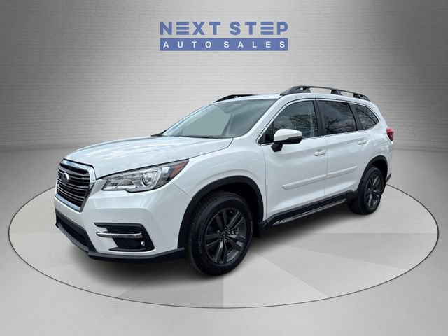Used 2021 Subaru Ascent Limited w/ Technology Package AWD/4WD image 3