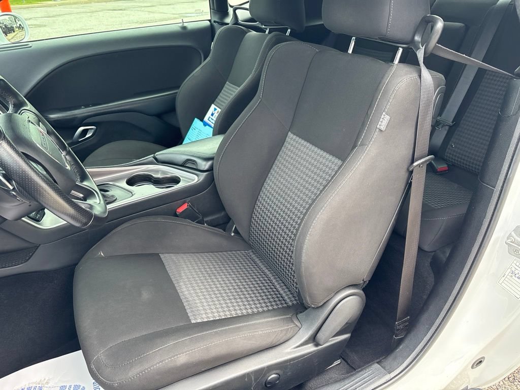 Used 2022 Dodge Challenger GT RWD image 56