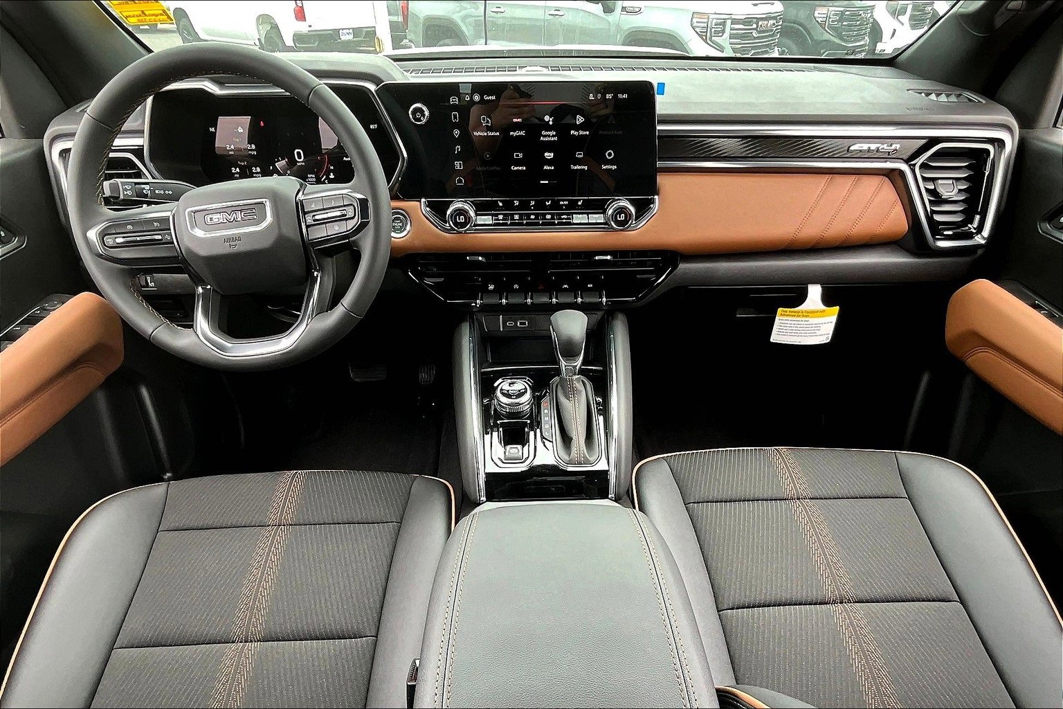 New 2025 GMC Canyon AT4 image 5