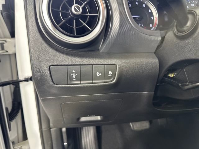 Certified 2023 Hyundai Kona SEL image 19