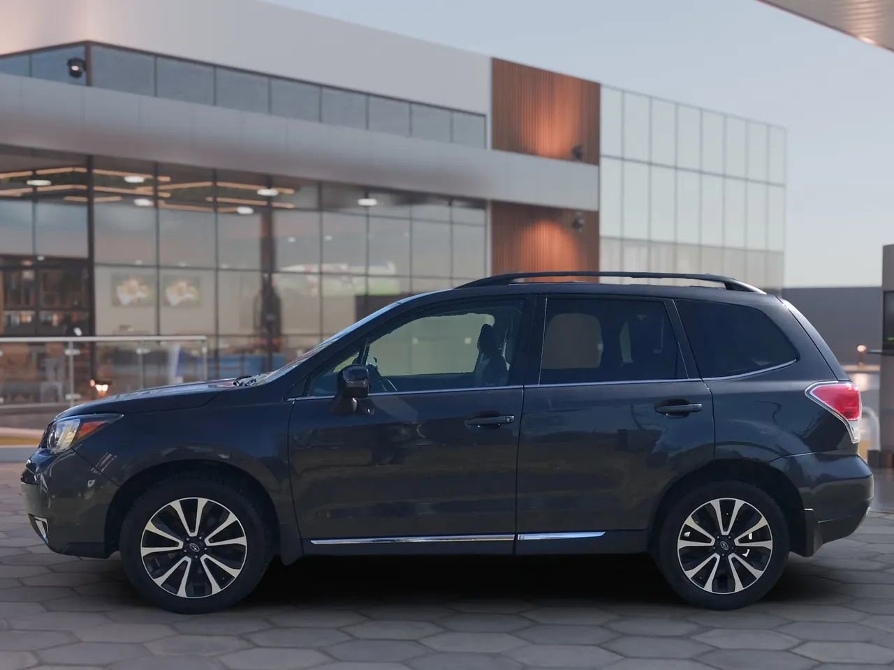 Used 2018 Subaru Forester 2.0XT Touring image 5