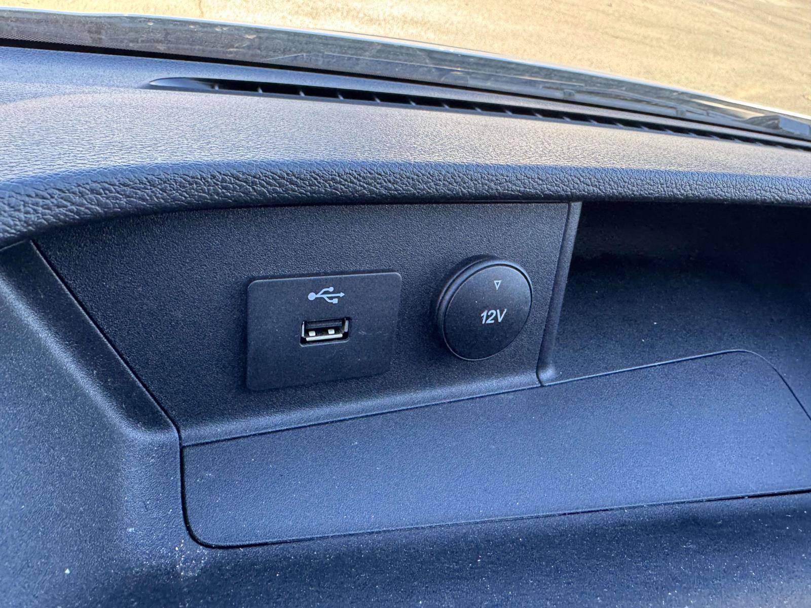 Used 2024 Ford Transit 250 Low Roof w/ Exterior Upgrade Package image 17