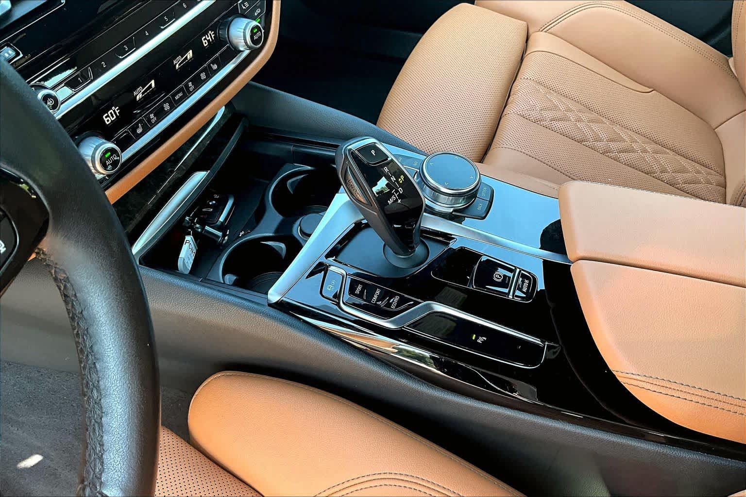 Used 2023 BMW 540i w/ Premium Package RWD image 16