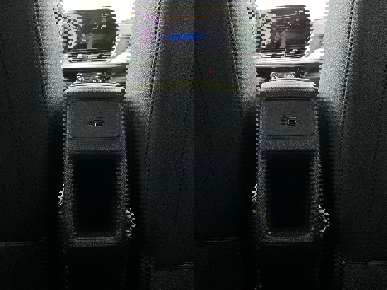 Used 2025 Chevrolet Trax LT image 12