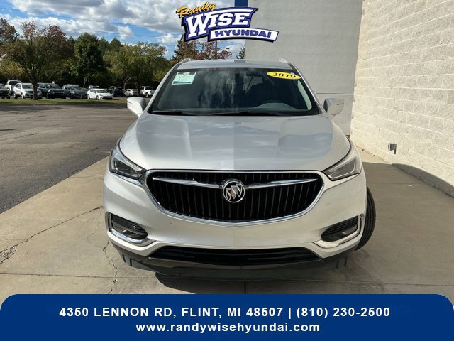 Used 2019 Buick Enclave Essence AWD/4WD image 2
