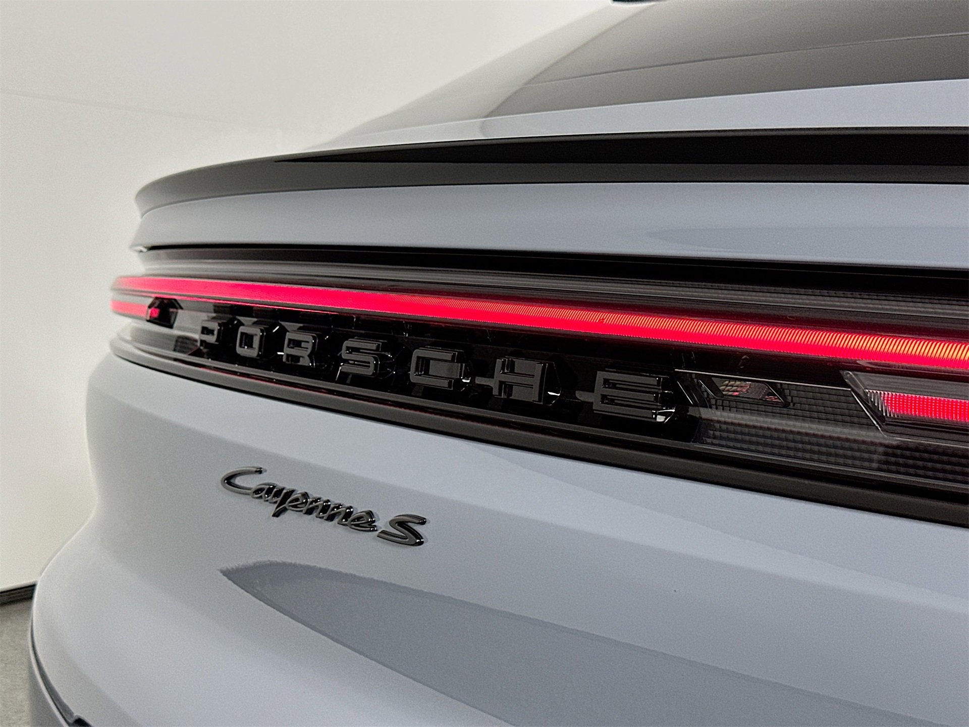 New 2026 Porsche Cayenne S image 17