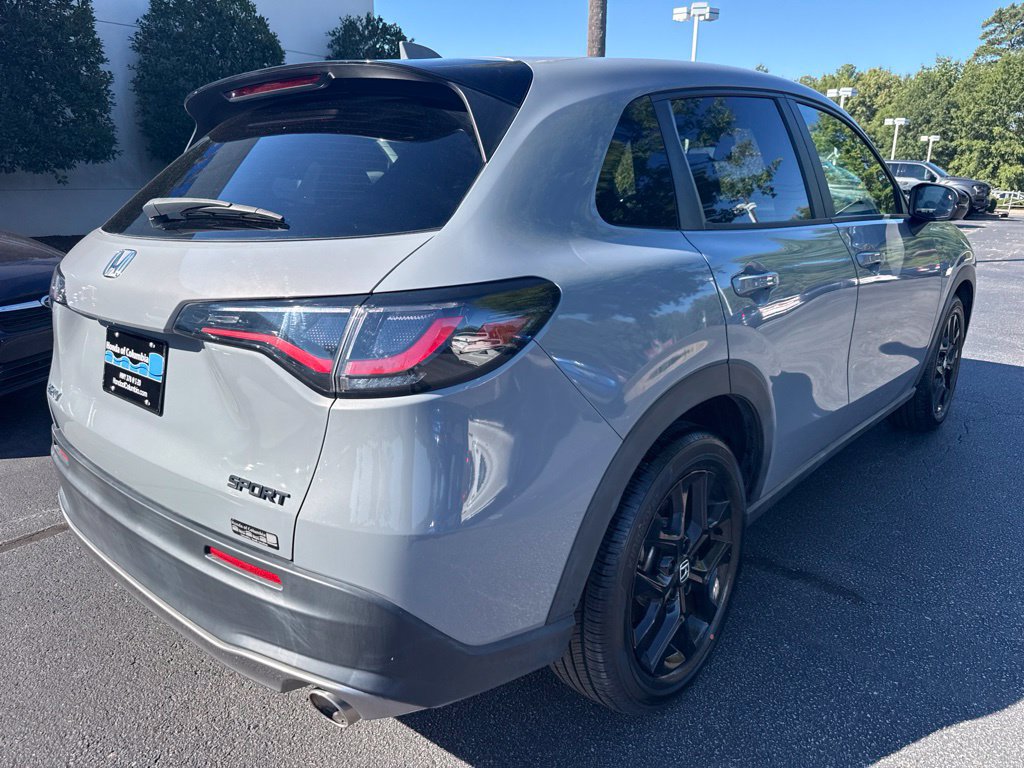Certified 2024 Honda HR-V Sport image 3