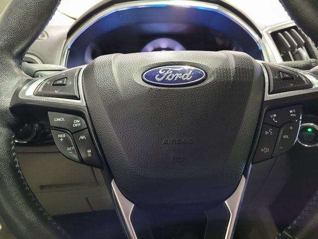 Used 2021 Ford Edge Titanium image 37
