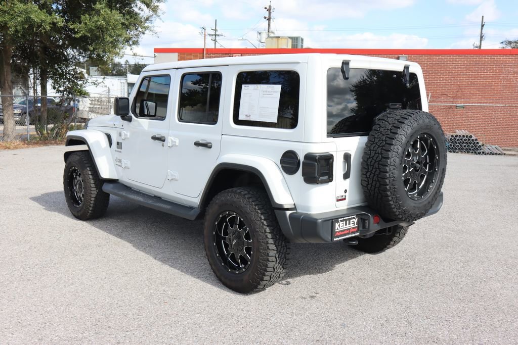 Used 2018 Jeep Wrangler Unlimited Sahara image 5
