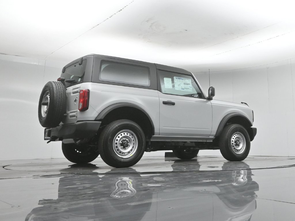 New 2026 Ford Bronco 2-Door AWD/4WD image 45